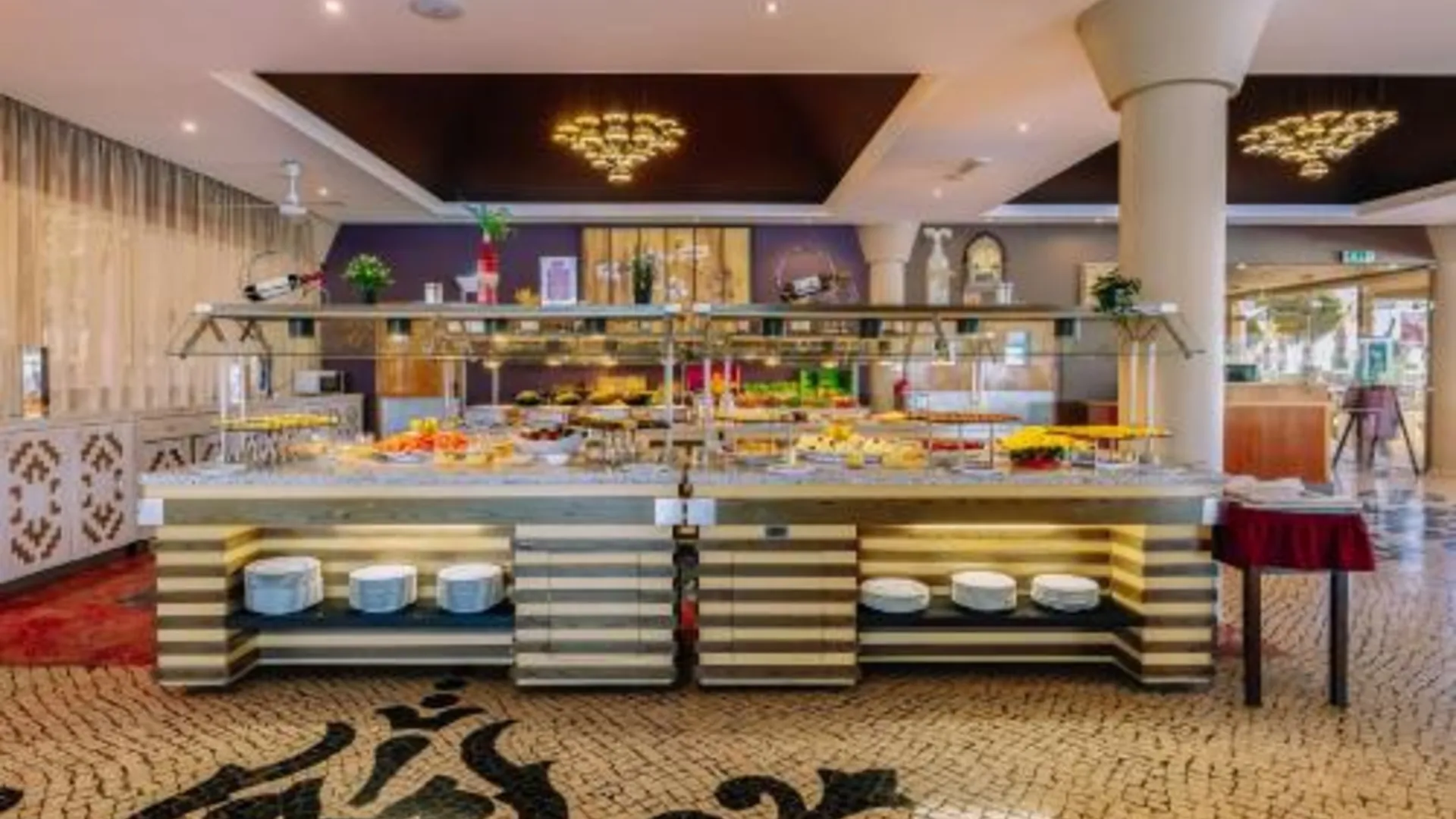 알부페이라 무투 클러베 프라이아 다 오우라 4성급 호텔 수영장