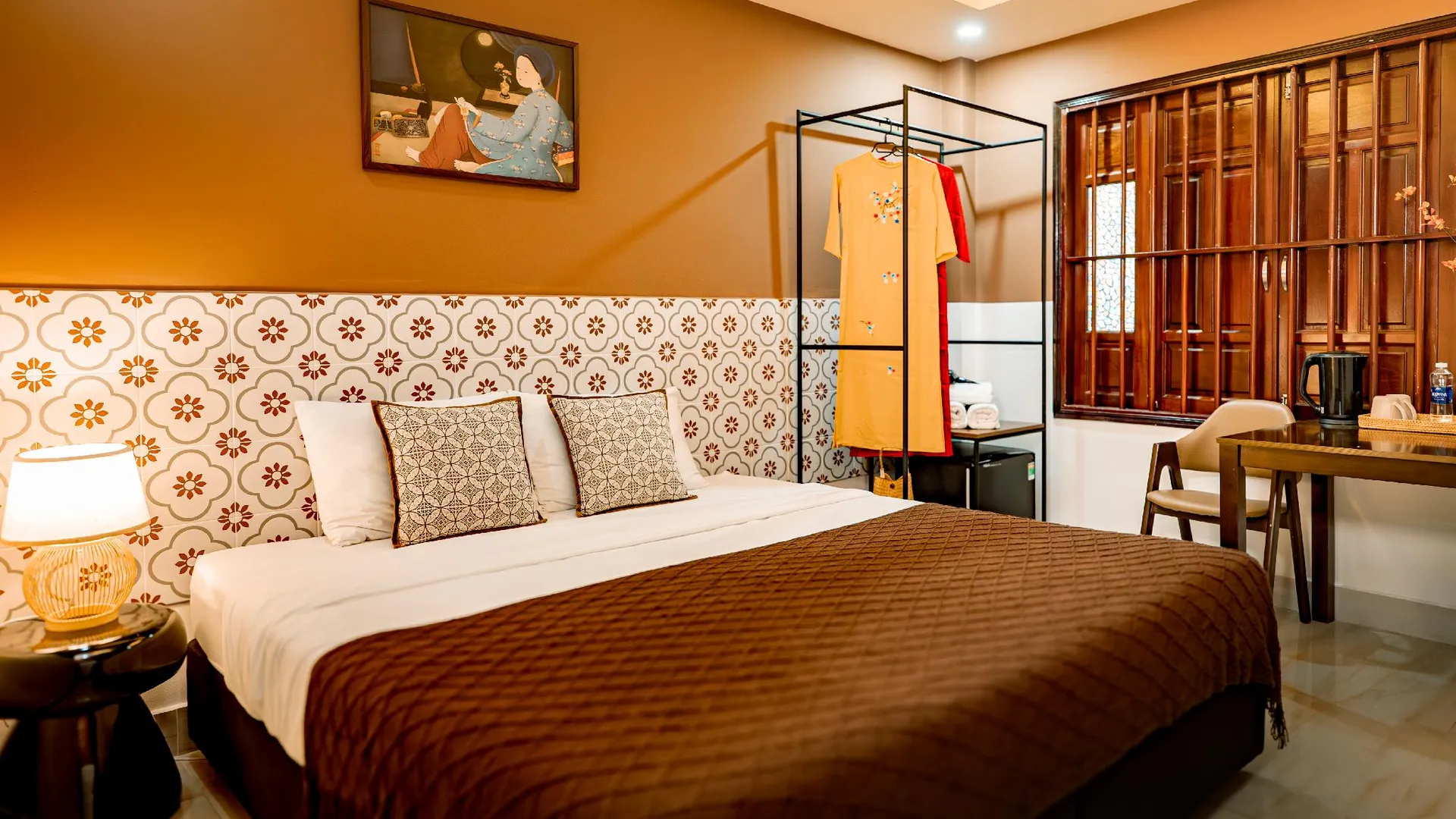 호치민 넷플릭스 스튜디오 니어 벤탄 마켓 4성급 호텔 로비