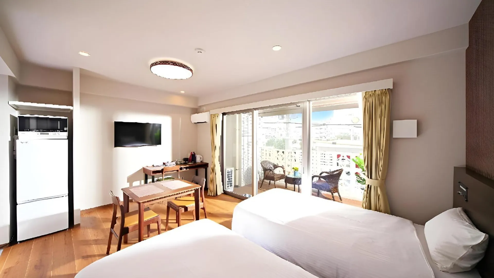 오키나와 본섬 스마트 콘도 도마리 3성급 호텔 스위트룸