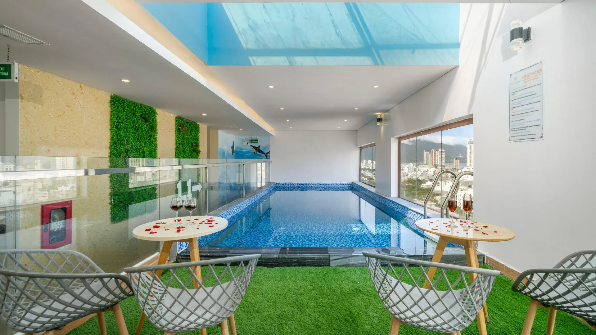 다낭 다나 아게나 반티크 호텔 4성급 호텔 로비