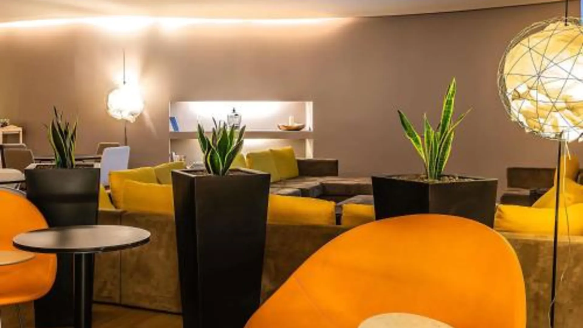 세투발 노보텔 세투발 4성급 호텔 레스토랑