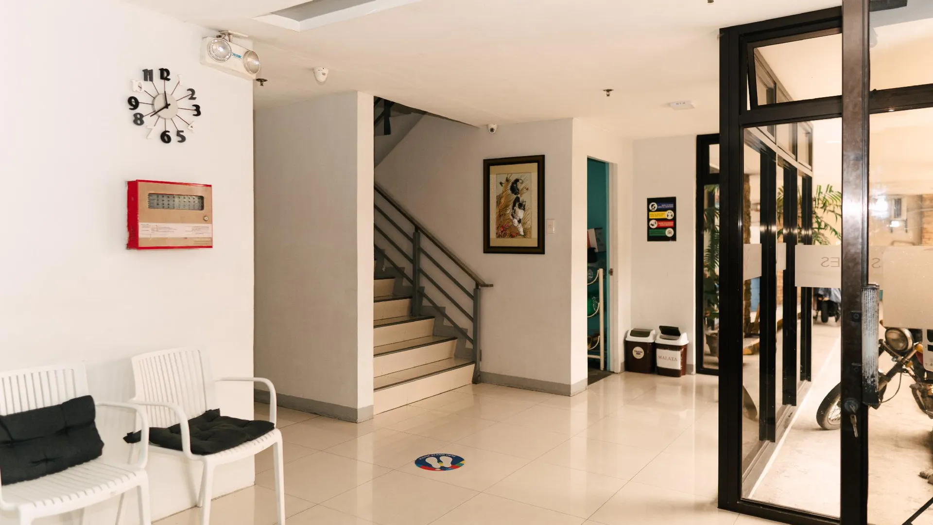 세부 RF 스위트 2성급 호텔 수영장