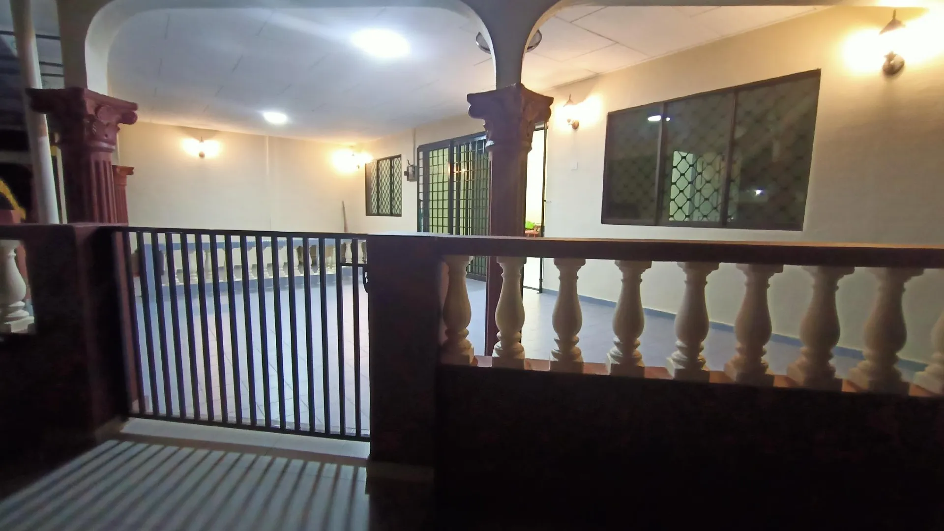 타이핑 심팡의 프라이빗 하우스 (2400m², 침실 3개, 프라이빗 욕실 3개) 2성급 싱글룸 외관