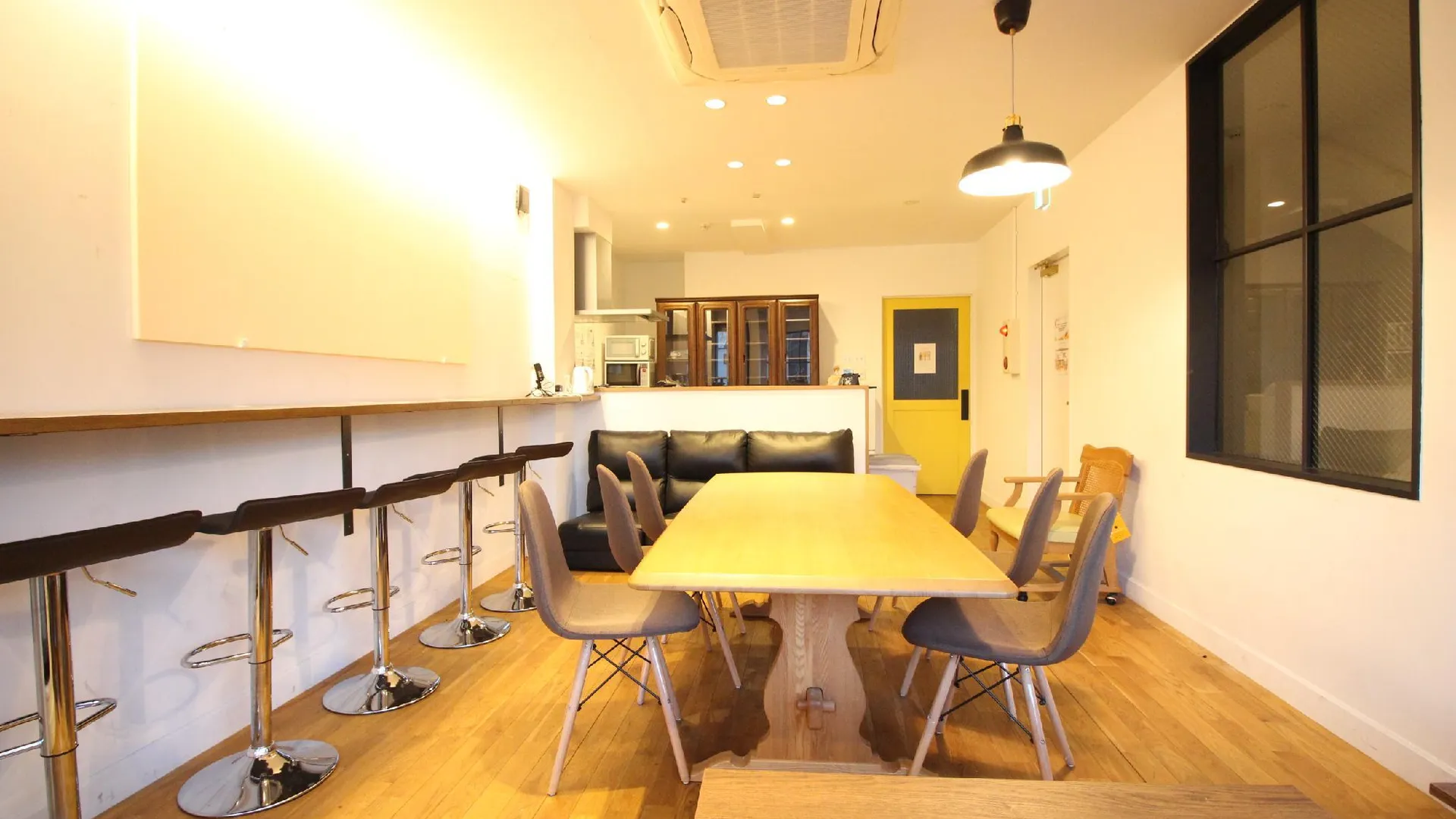 교토 더 넥스트 도어 2성급 호텔 객실