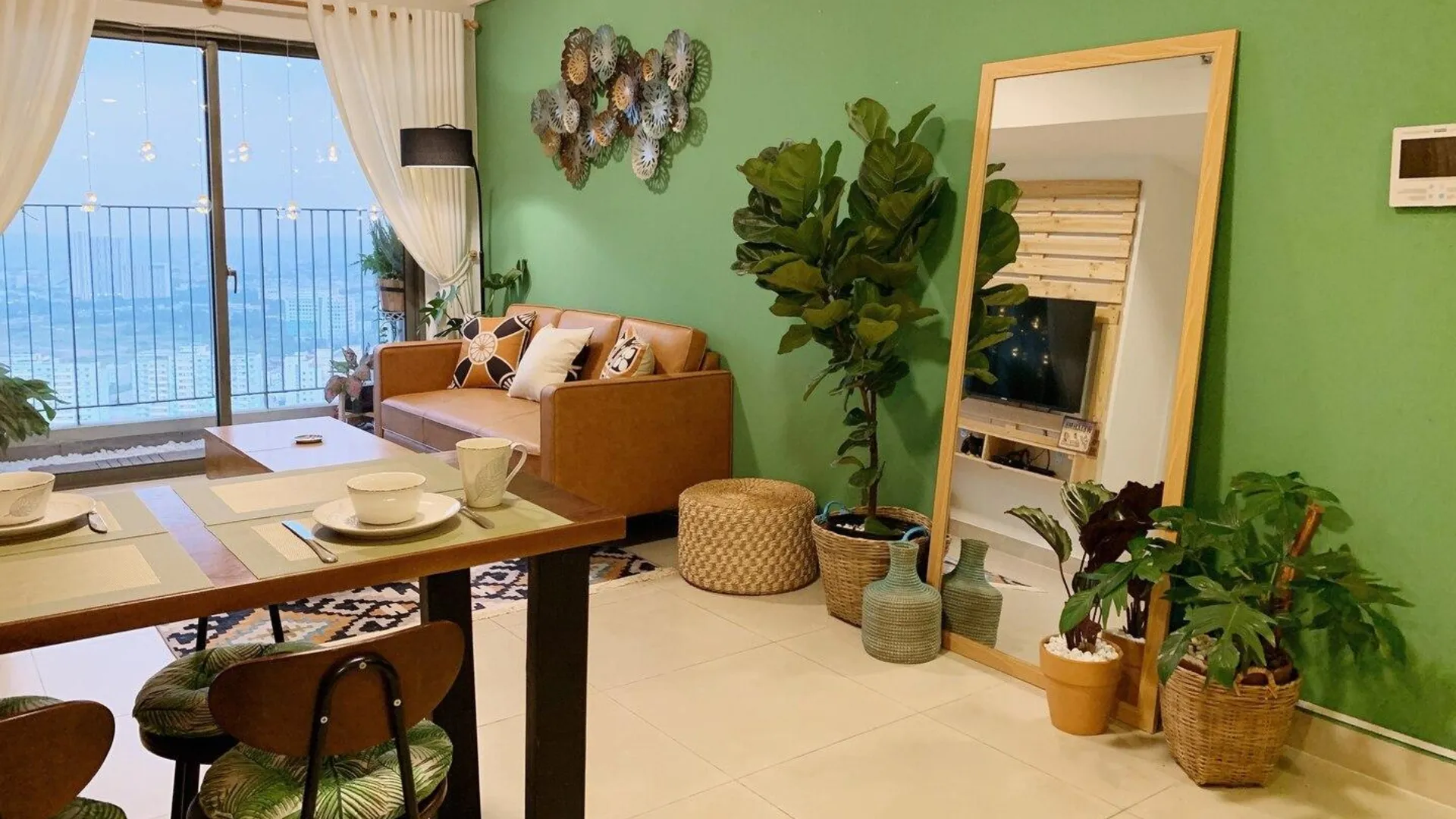 호치민 2군의 아파트먼트 (60m², 침실 2개, 프라이빗 욕실 2개) 3성급 싱글룸 레스토랑