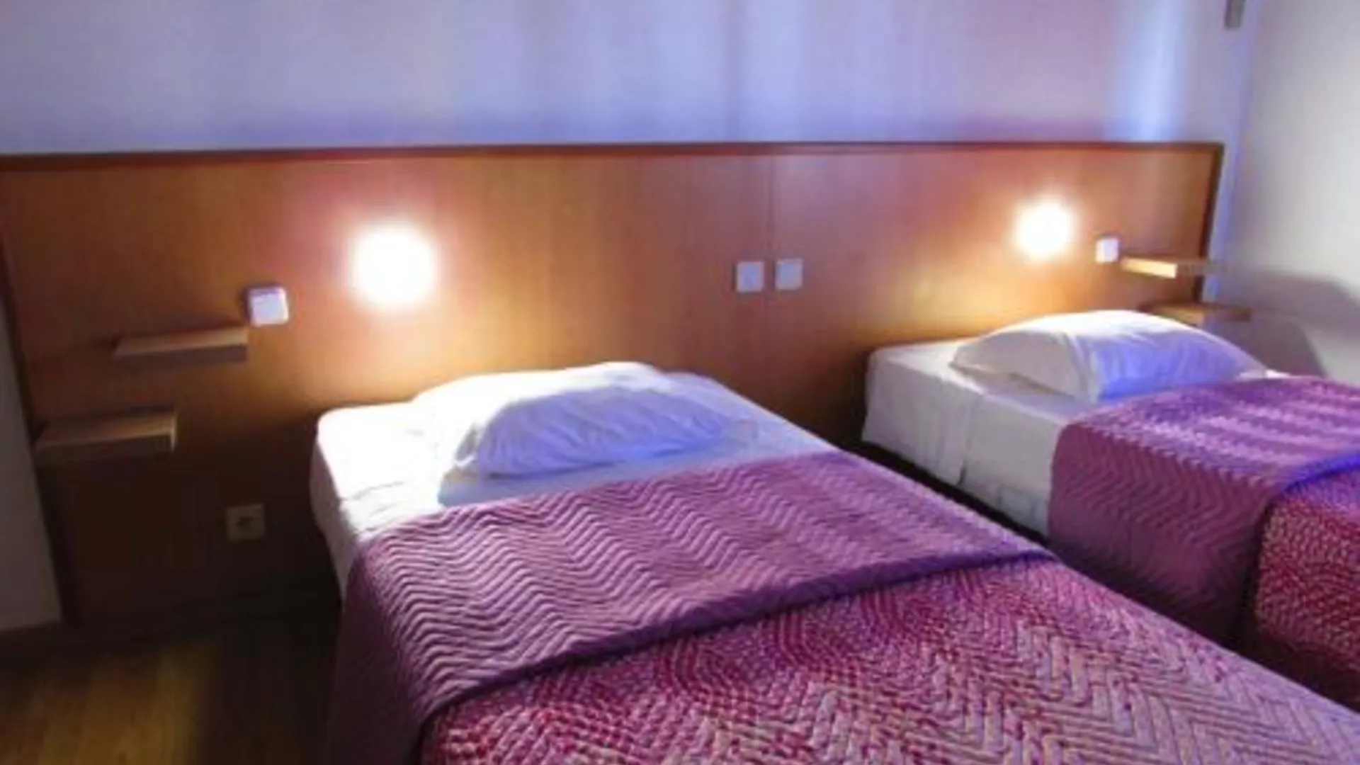 알모도바 ATCamoes 3성급 호텔 스위트룸