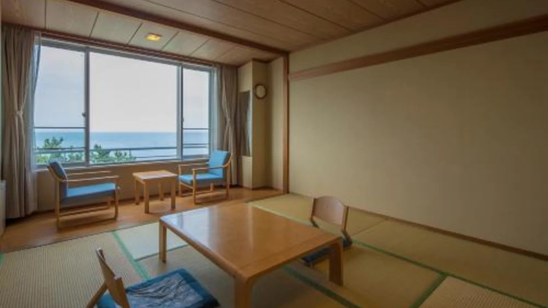 후쿠오카 Kyukamura Shikanoshima 4성급 호텔 스위트룸