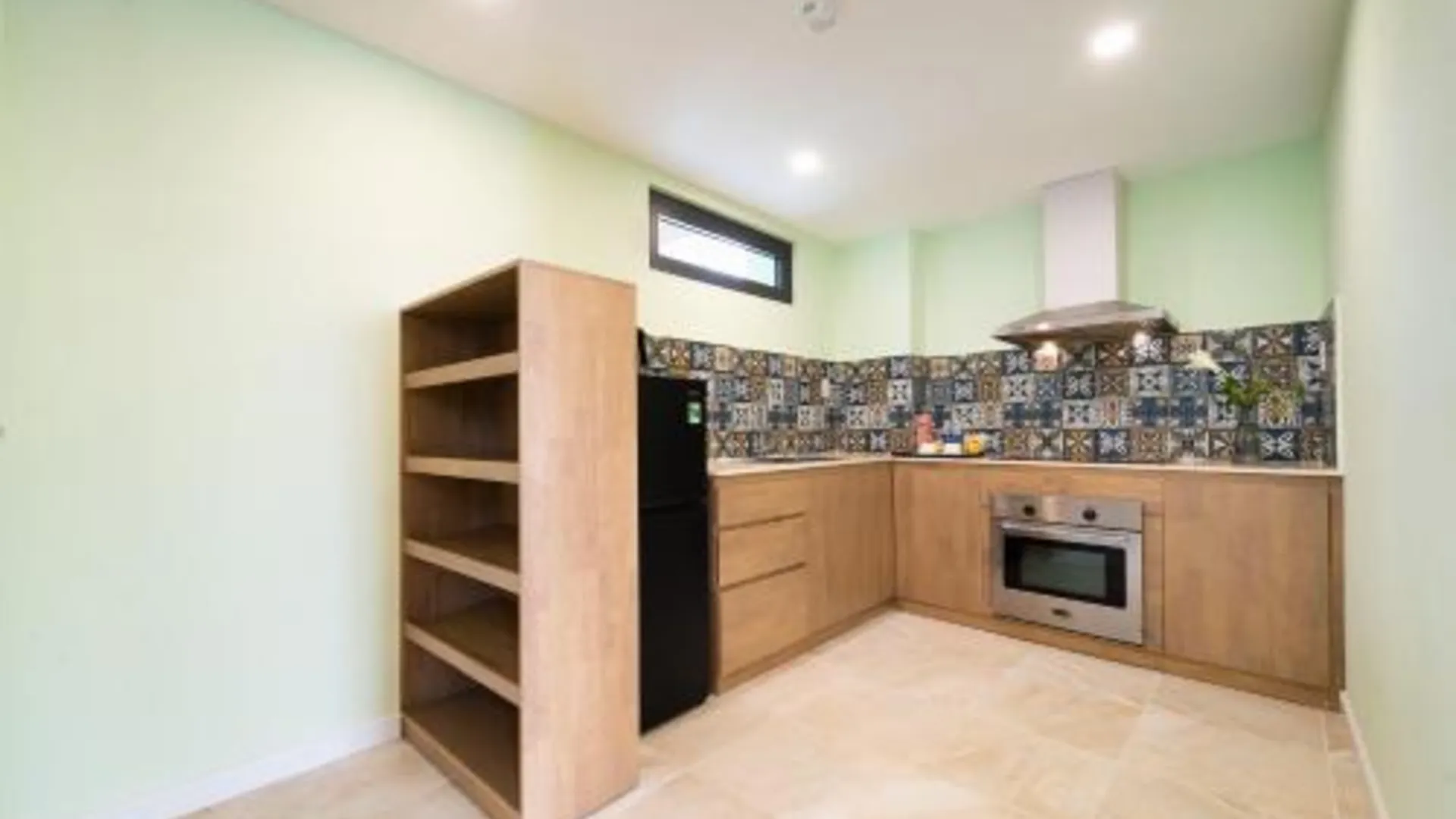 호치민 나이스시 호텔 - 쯔엉꾸옌 2성급 호텔 외관