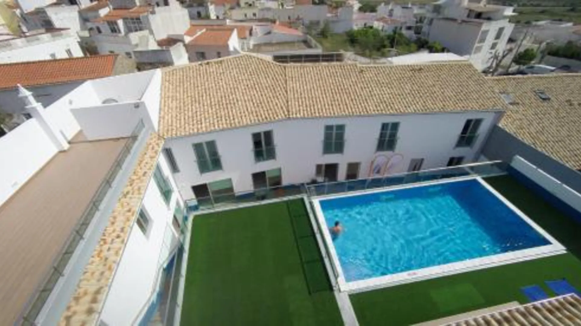 페라 PeraLux 4성급 호텔 외관