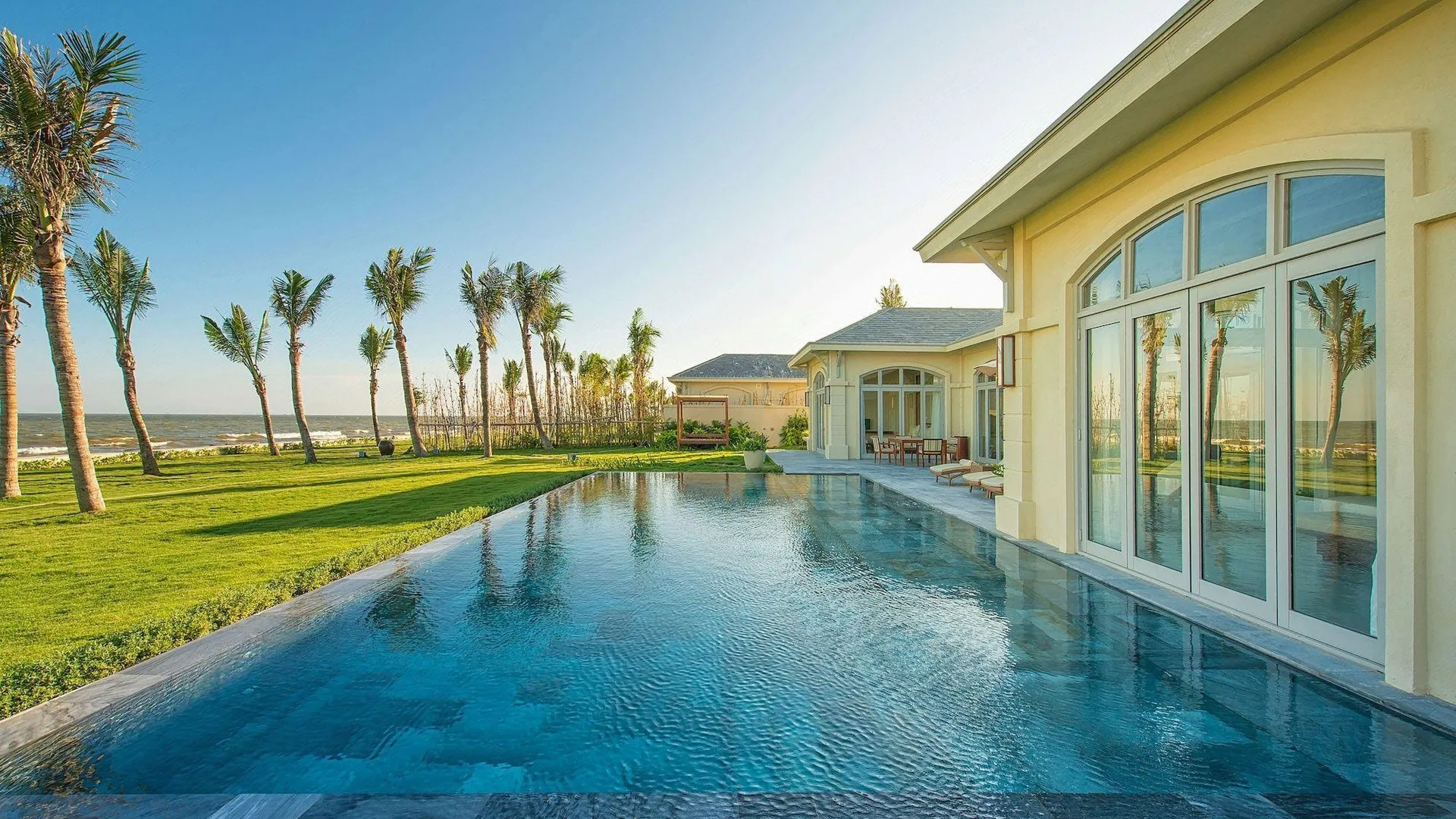 탄호아 / 삼손 비치 FLC 럭셔리 리조트 삼손 5성급 호텔 로비