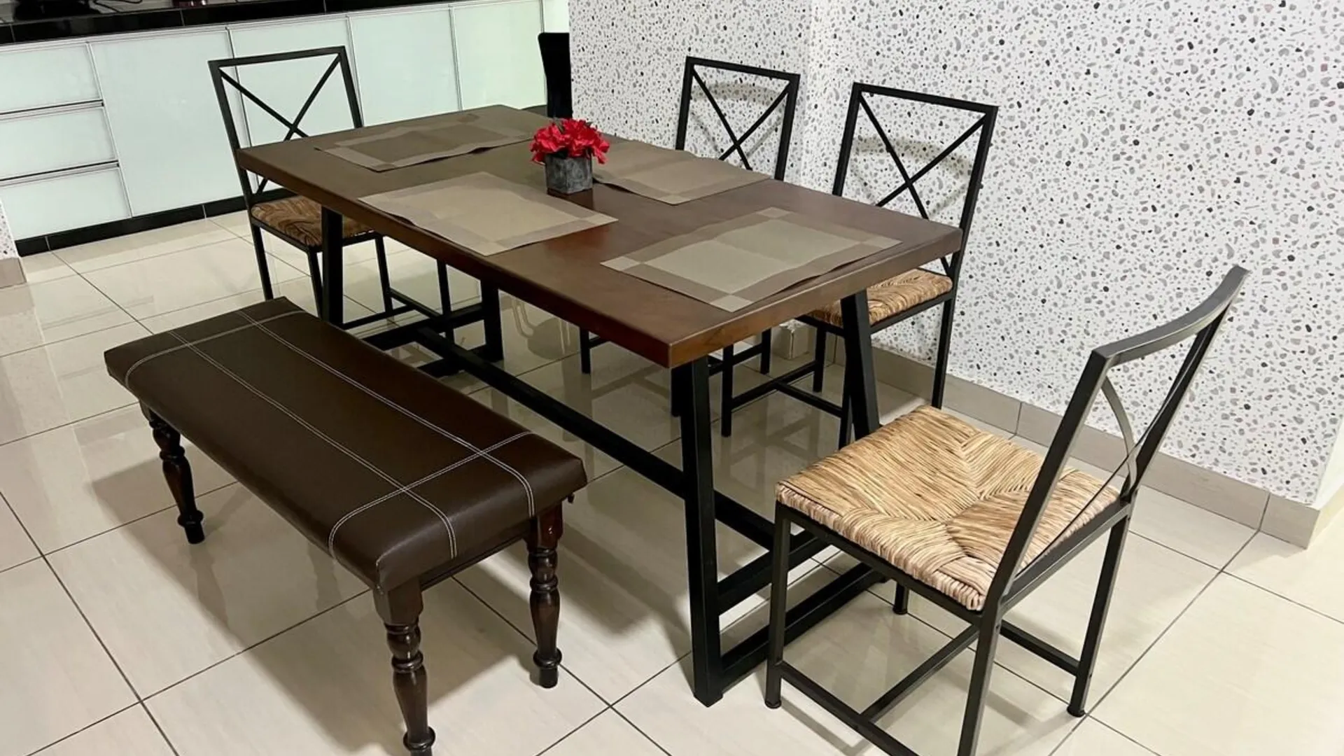 조호바루 / 조호르바루 테브라우의 아파트먼트 (1033m², 침실 3개, 프라이빗 욕실 2개) 3성급 싱글룸 레스토랑