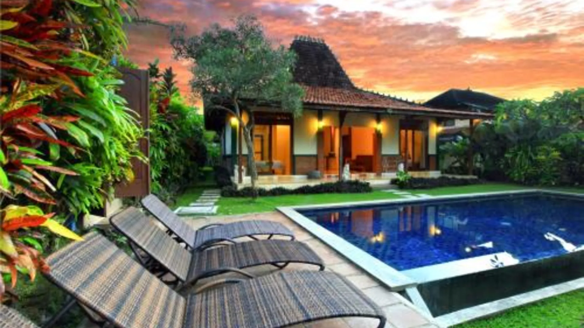 발리 우붓 헤븐 페네스타난 빌라 4성급 호텔 객실