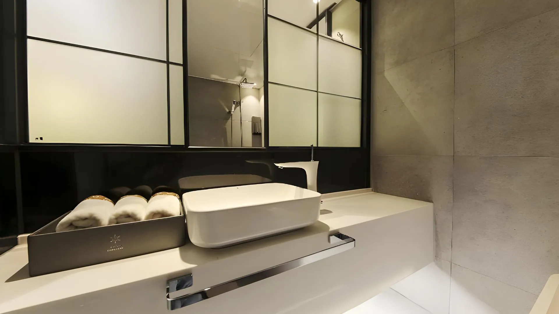 서울 신촌 포레스타 2성급 호텔 전망