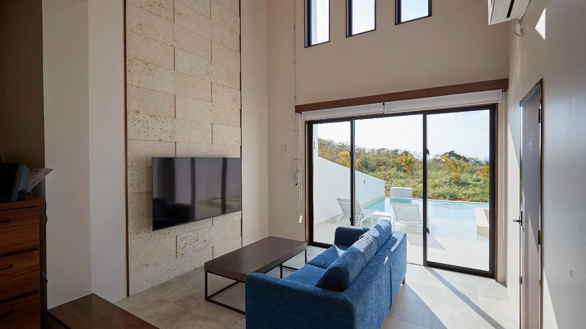 오키나와 본섬 아단 리조트 라나 스위트 빌라 5성급 호텔 스위트룸