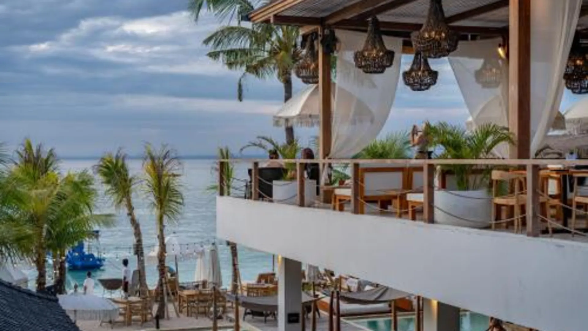 발리 Ohana's Beachfront Resort & Beach Club 4성급 호텔 외관