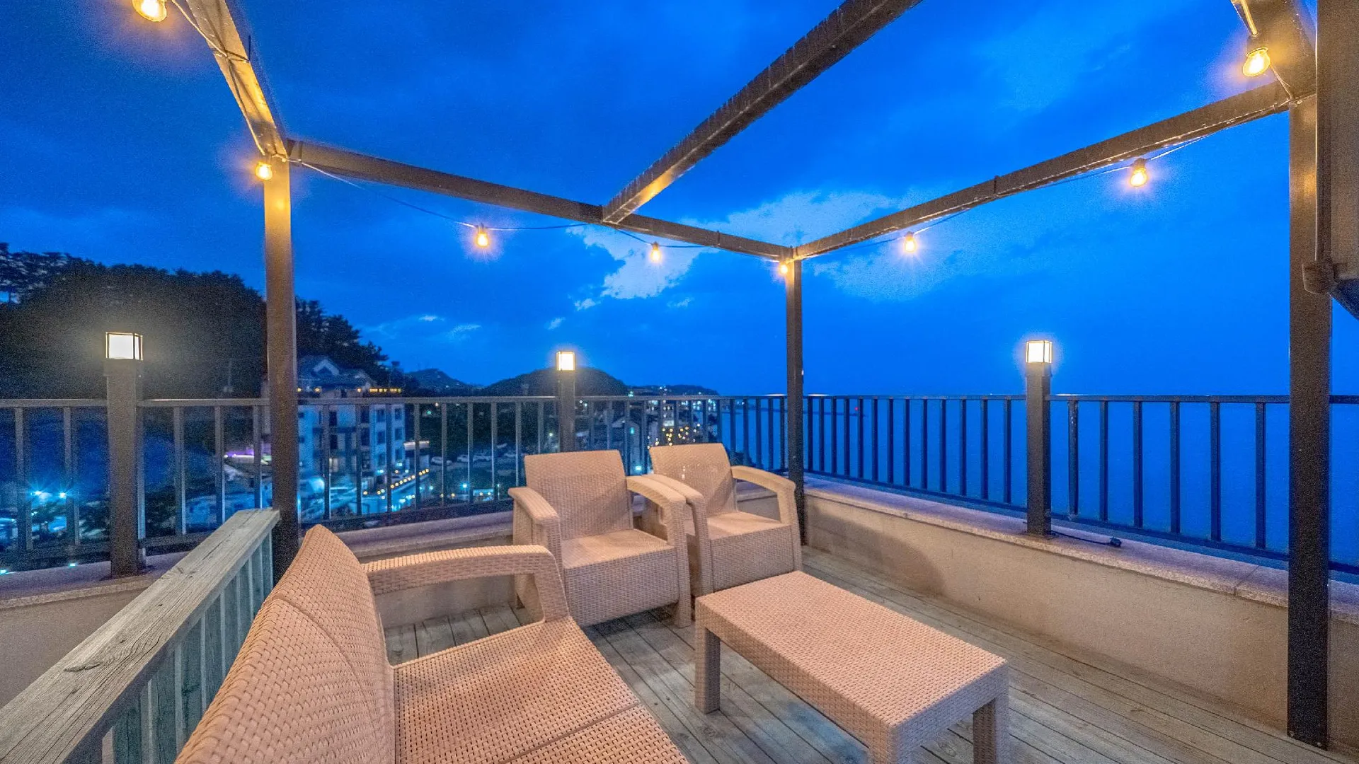 삼척 삼척 푸른바다스파펜션 2성급 게스트하우스 로비