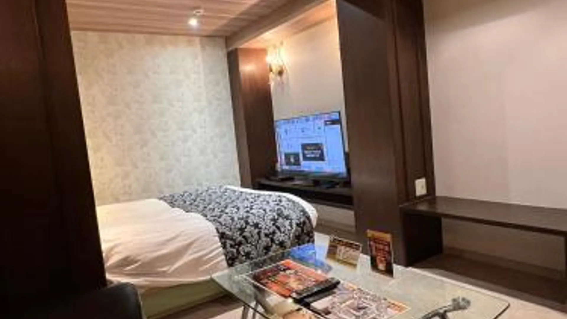 고베 トランス 神戸三宮男塾ホテルグループ 2성급 호텔 스위트룸