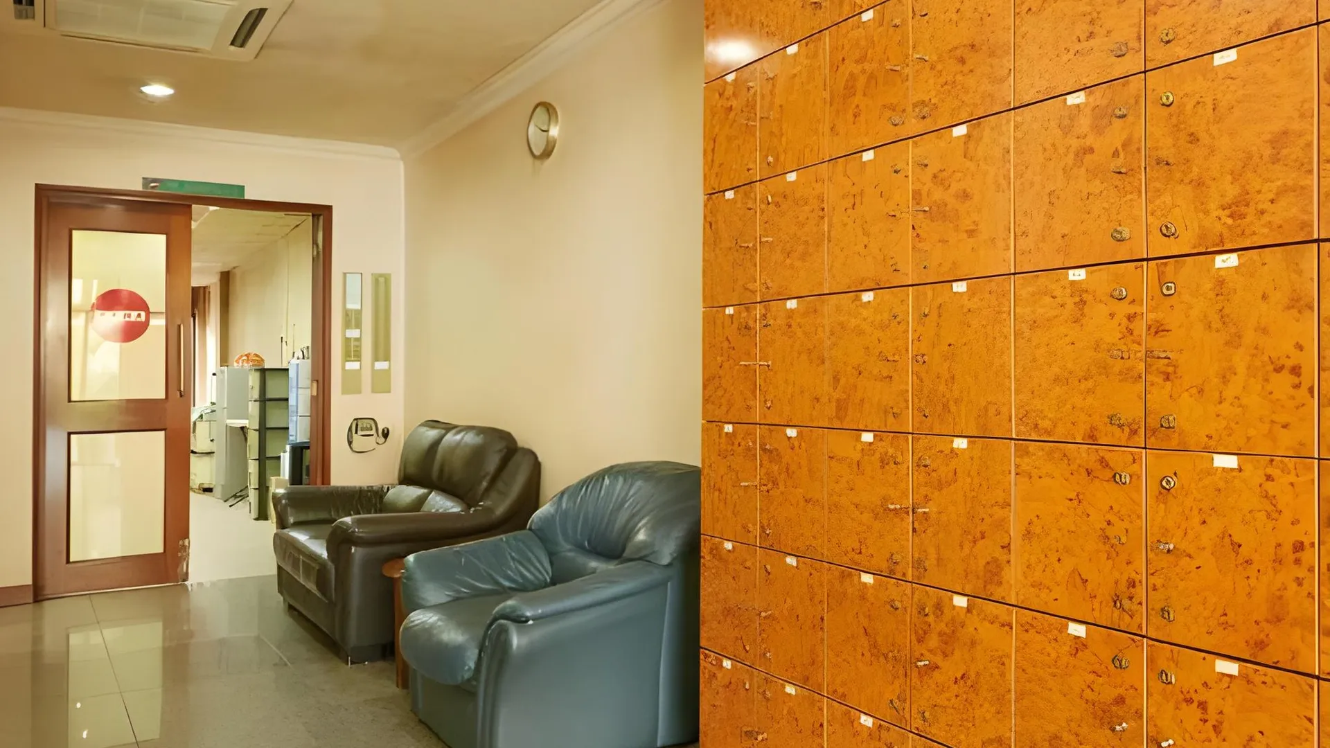 싱가포르 암라이즈 호텔 - 체크인 10PM, 체크아웃 9AM 3성급 호텔 수영장