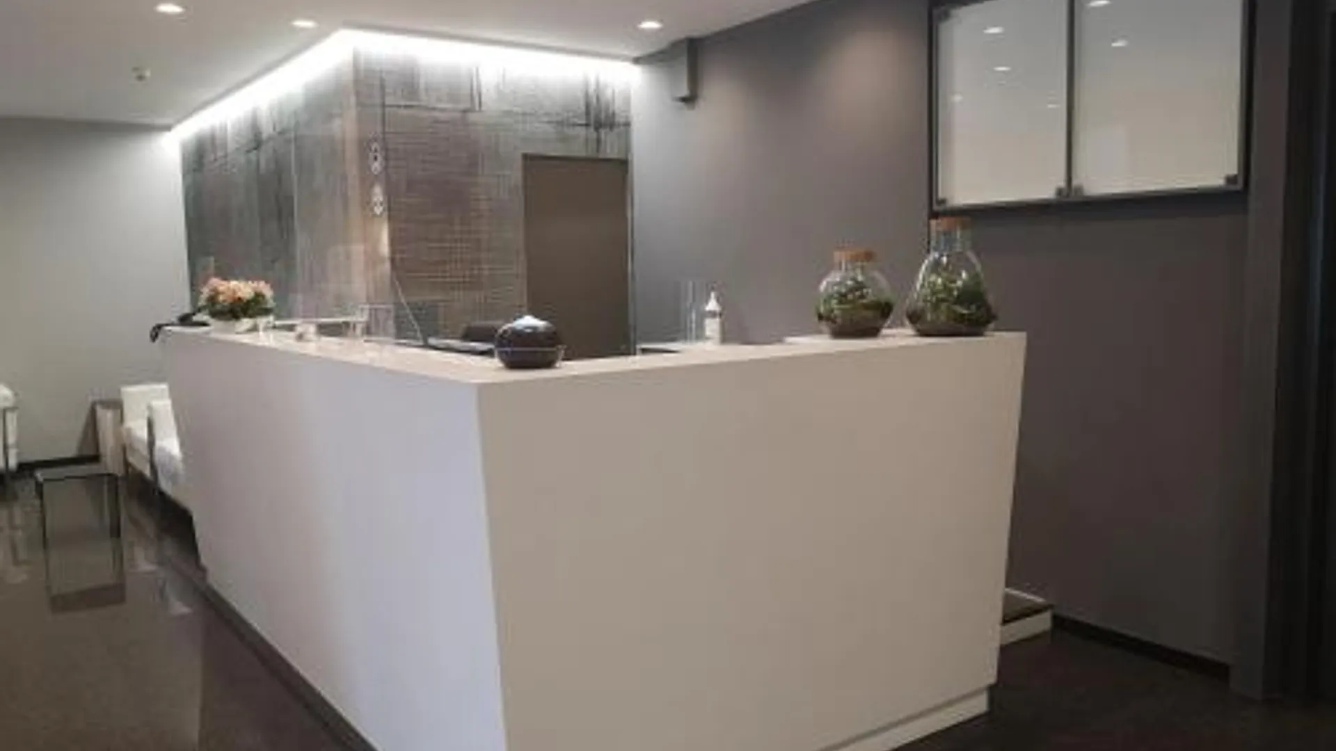 모데나 Hotel Daunia 3성급 호텔 외관