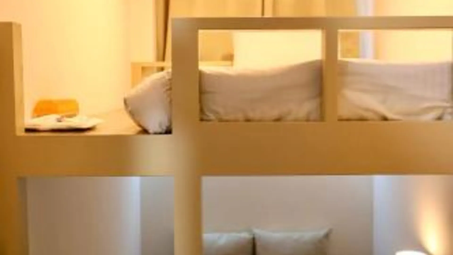 오사카 Cozey Retreat Waffle Women's Hostel Women Only 호텔 스위트룸