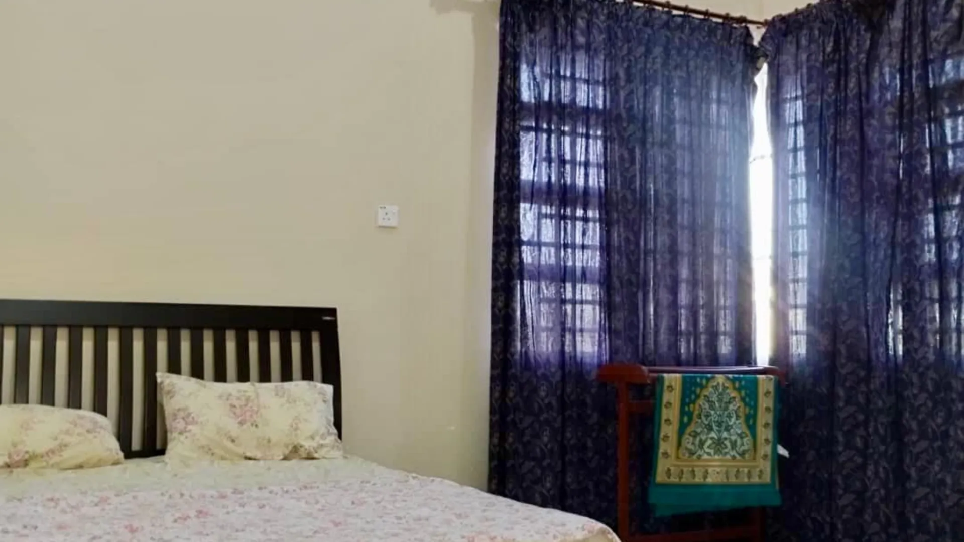 알로스타 / 알로르세타르 케팔라 바타스의 프라이빗 하우스 (100m², 침실 4개, 프라이빗 욕실 3개) 3성급 게스트하우스 전망