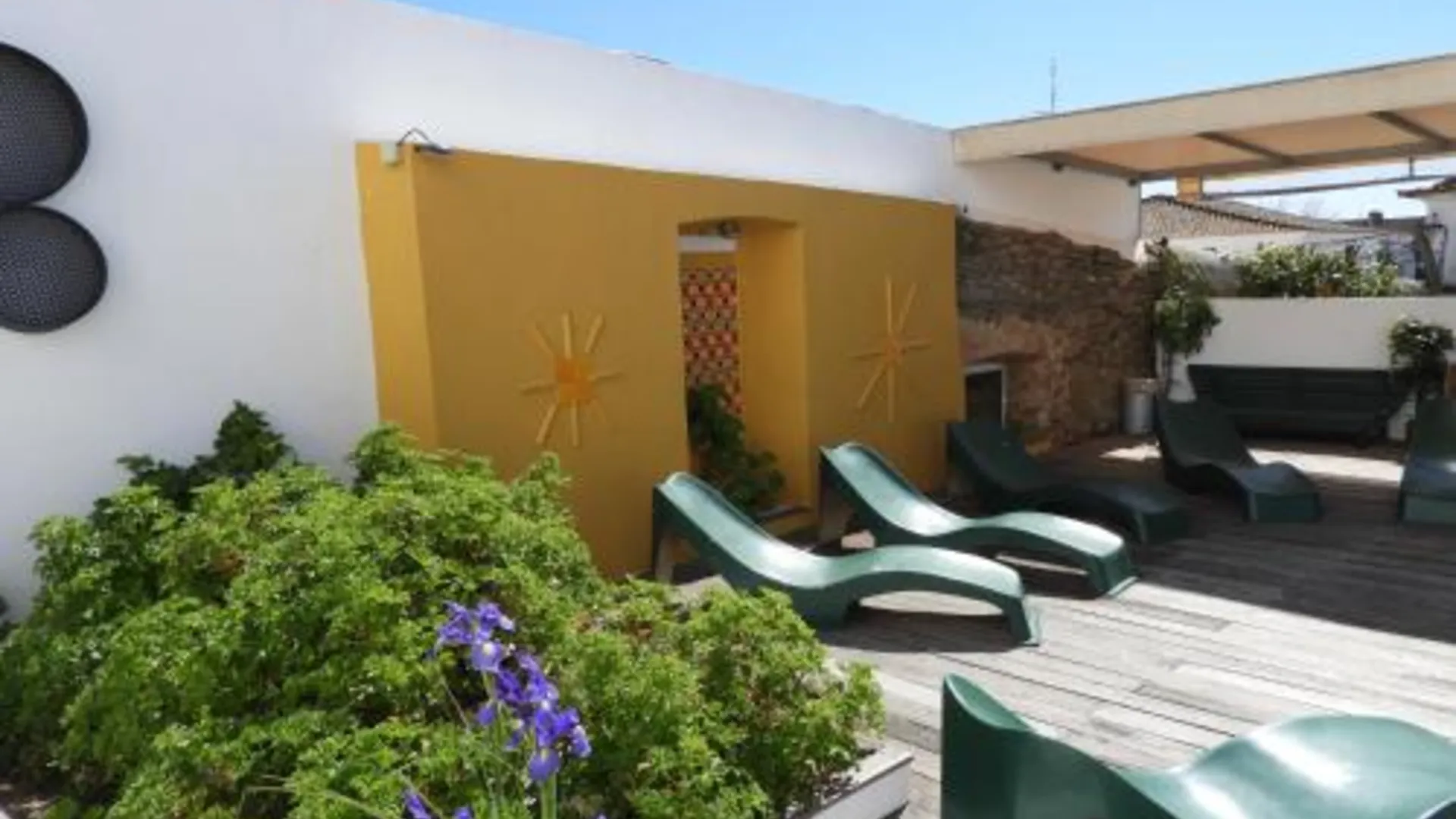 알란드로알 Alandroal Guest House, Hotel 3성급 호텔 로비