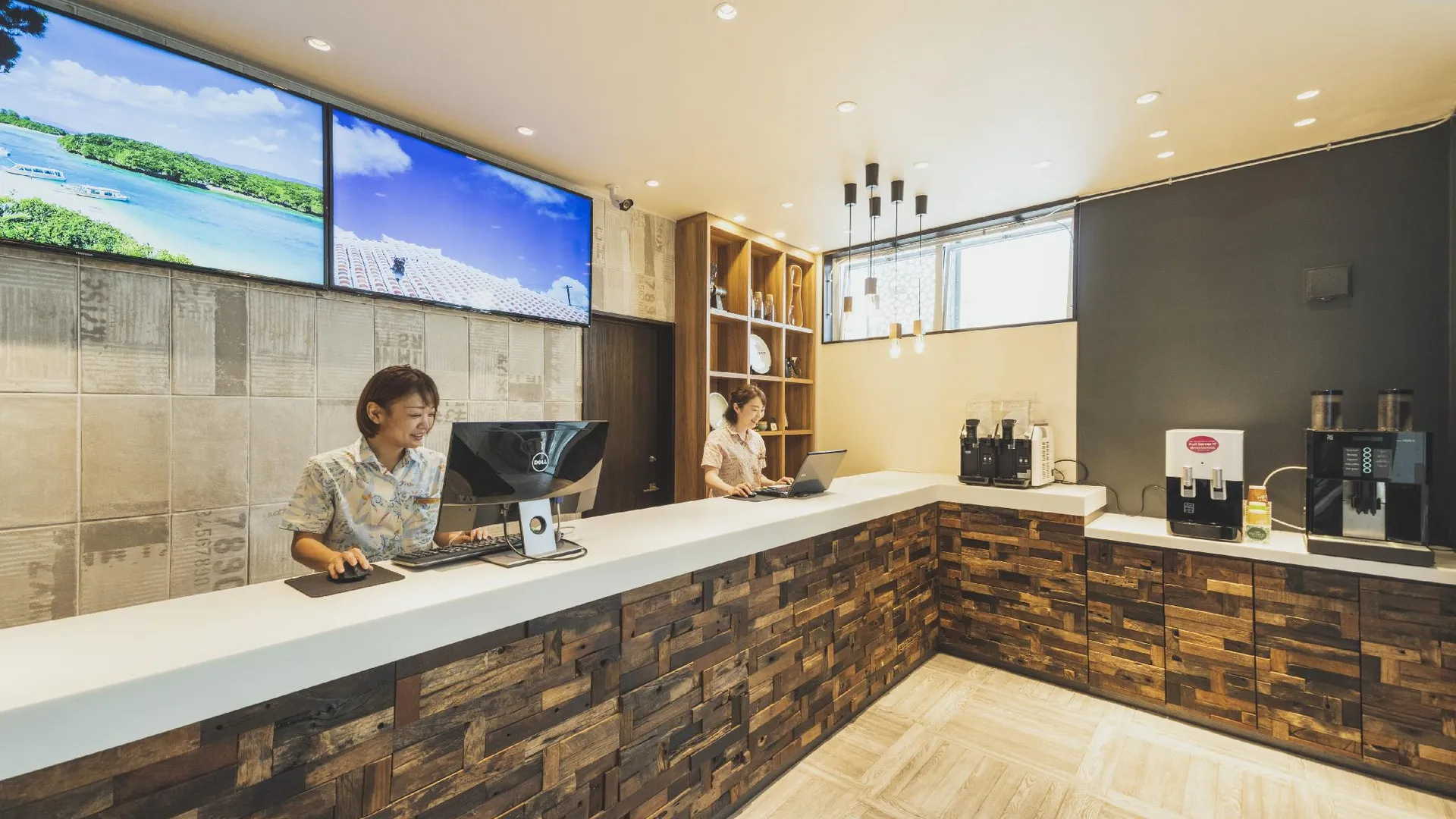 이시가키 더 브렉퍼스트 호텔 마르쉐 이시가키자마 3성급 호텔 외관