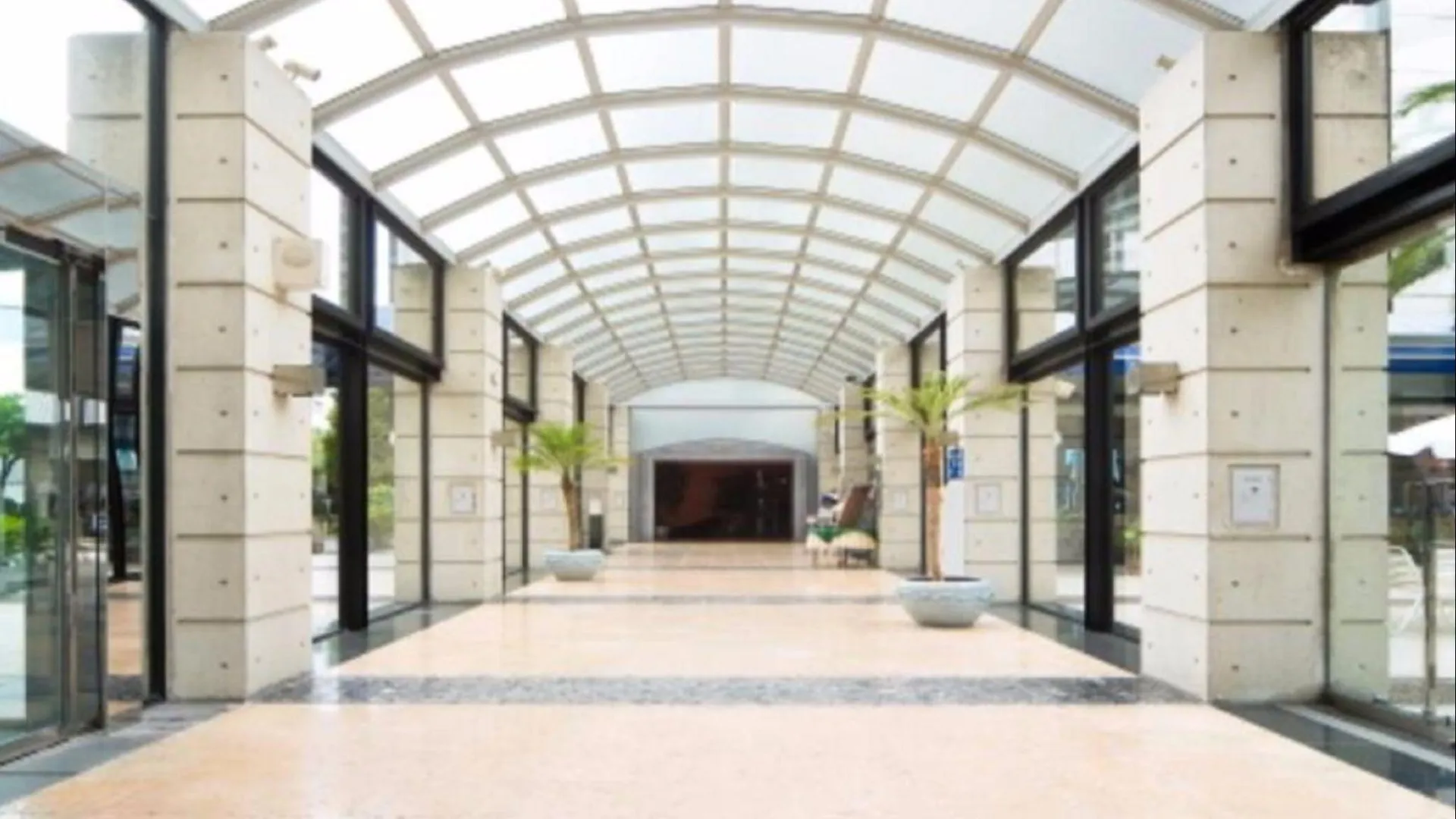 후쿠오카 더 레지덴셜 스위트 후쿠오카 4성급 호텔 수영장