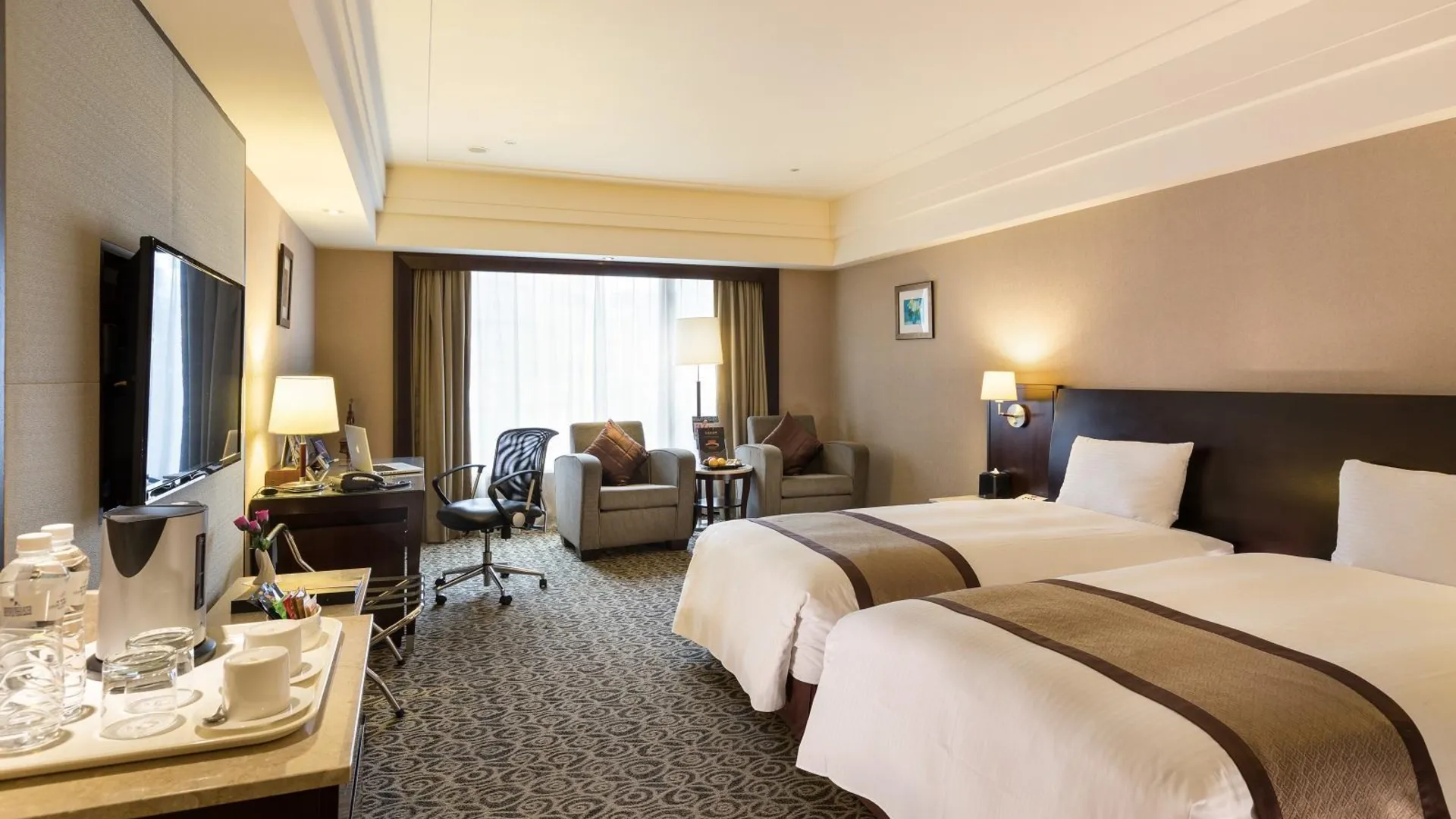 타이베이 그랜드 포워드 호텔 4성급 호텔 스위트룸