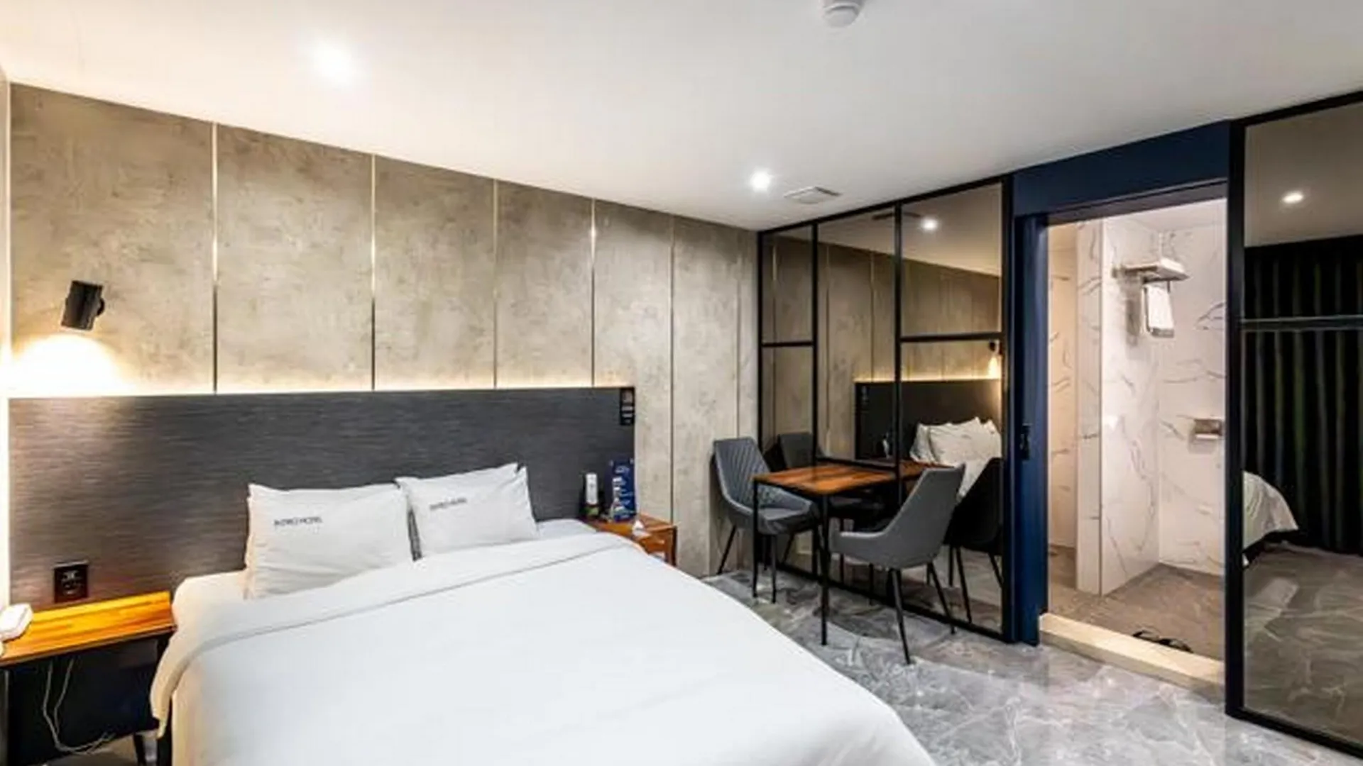 서울 역삼 인트로 호텔 호텔 스위트룸