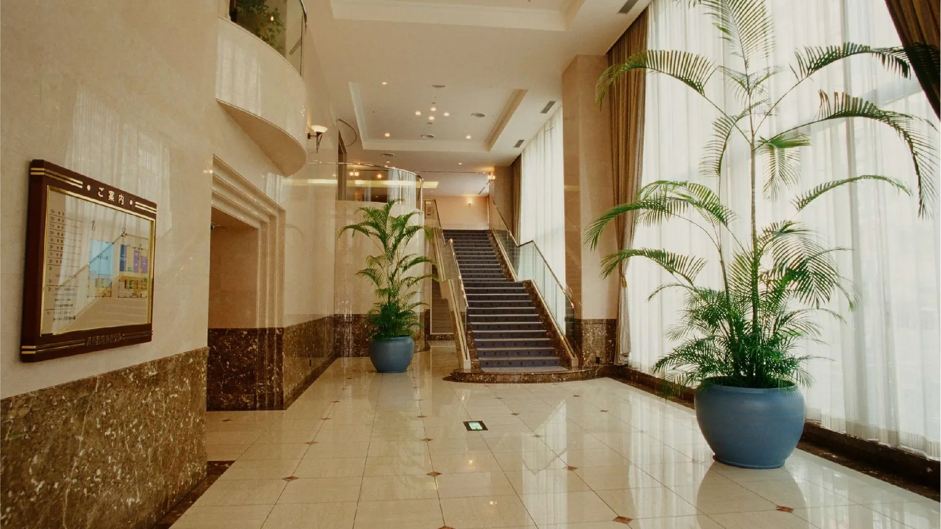 후쿠오카 야오지 하카타 호텔 3성급 호텔 로비