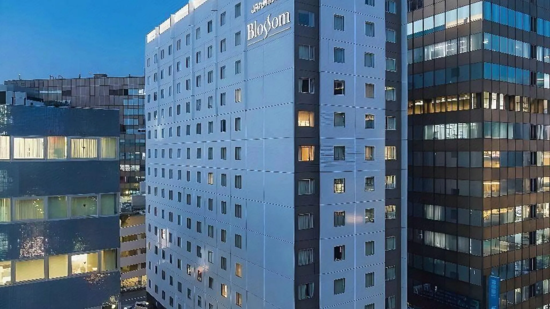 후쿠오카 JR 큐슈 호텔 블로섬 하카타 센트럴 4성급 호텔 스위트룸