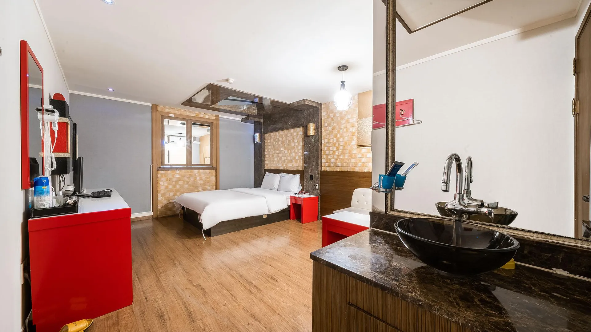 시흥 월곶 선샤인 호텔 객실