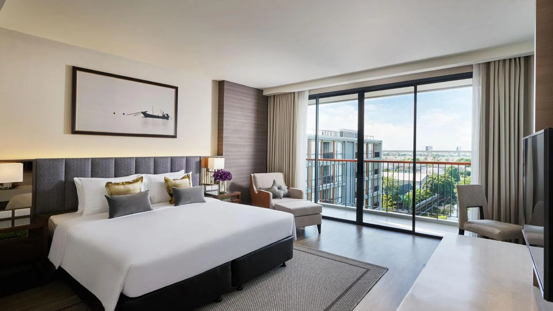 방콕 더 파크 나인 호텔 수완나품 5성급 호텔 스위트룸