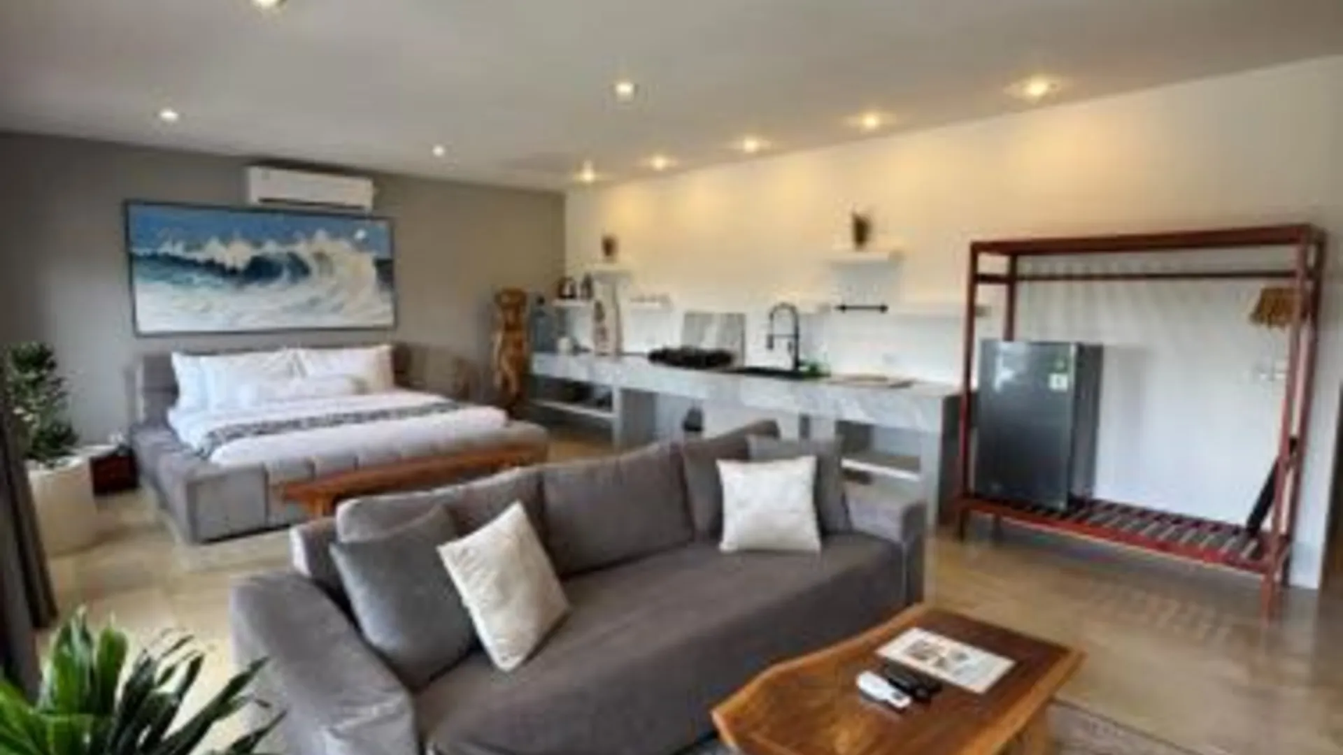 발리 Uluwatu Stay's Deluxe Suite #9 호텔 객실