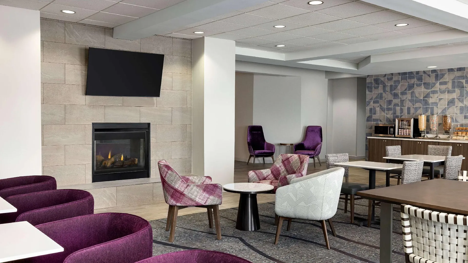 스프링필드 (MO) 라 퀸타 인 앤 스위트 바이 윈덤 스프링필드 에어포트 플라자 2성급 호텔 수영장