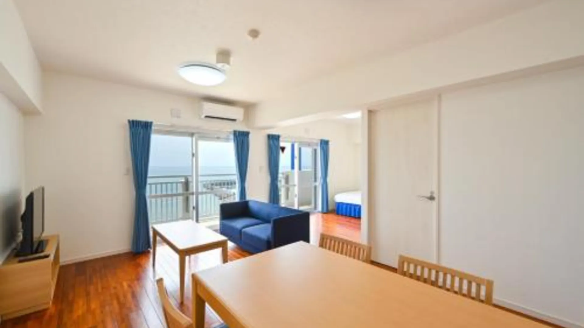 이시가키 데일리 앤 위클리 콘도미니엄 블루 오션 이시가키 3성급 호텔 스위트룸