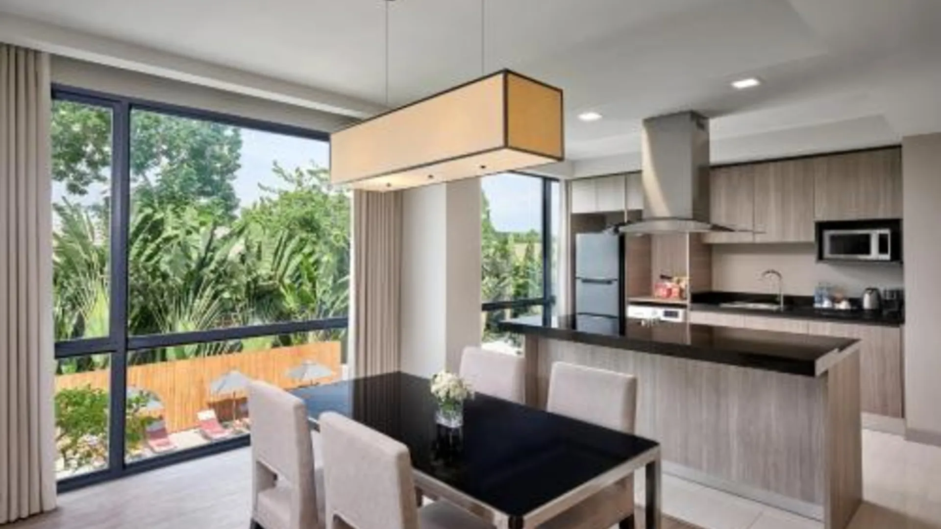 방콕 더 파크 나인 호텔 수완나품 5성급 호텔 수영장