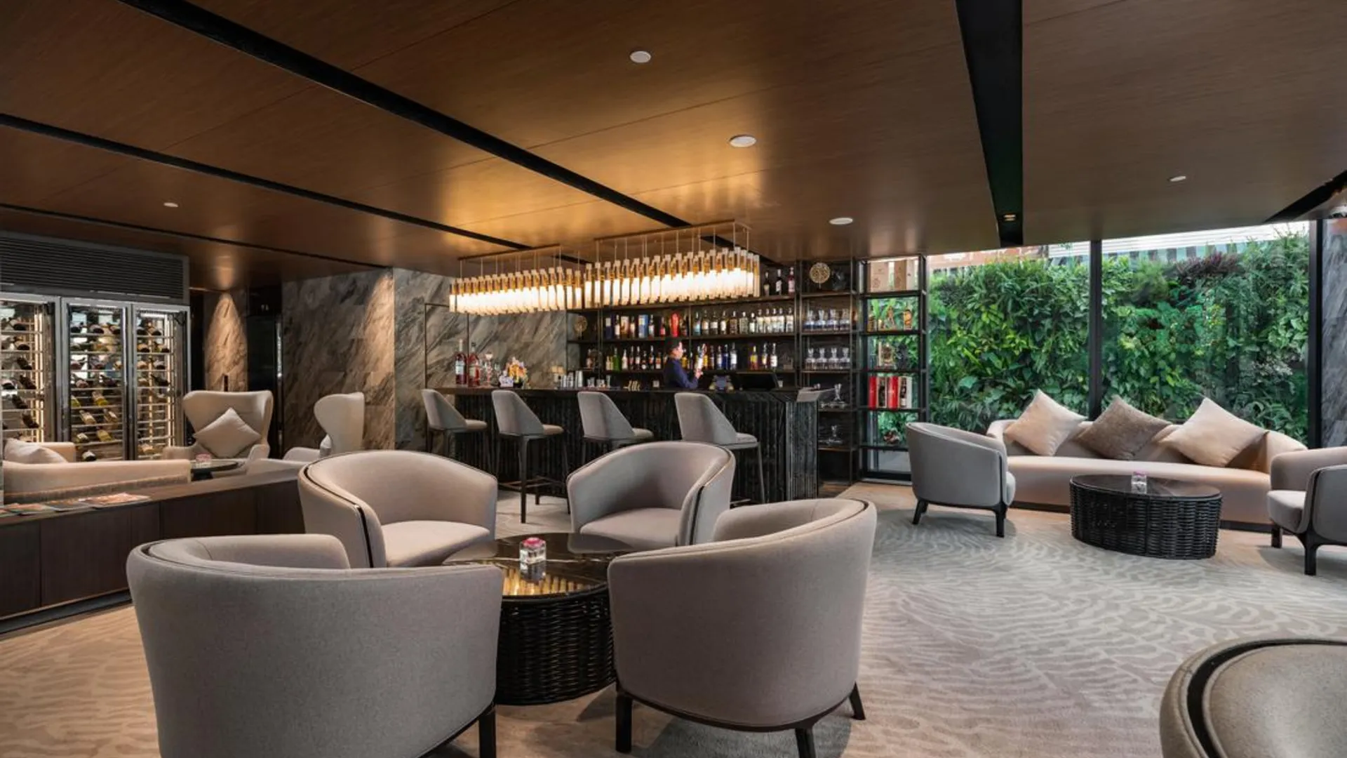 다낭 크라운 플라자 다낭 시티 센터 바이 IHG 5성급 호텔 레스토랑