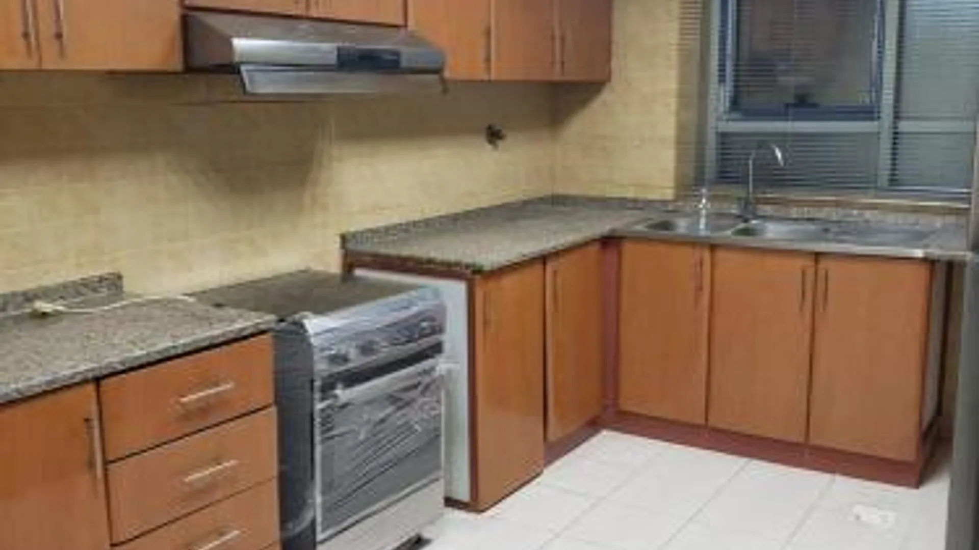 아지만 The Welcoming Wing 2성급 호텔 수영장