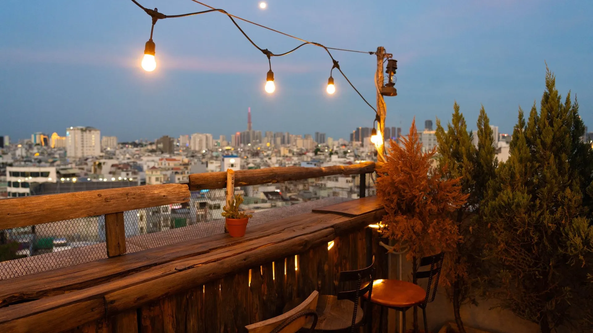 호치민 유어스 스튜디오 타워 3성급 호텔 수영장