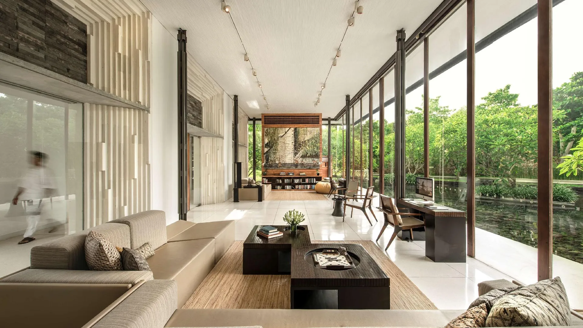 발리 알릴라 빌라 울루와투 5성급 호텔 외관