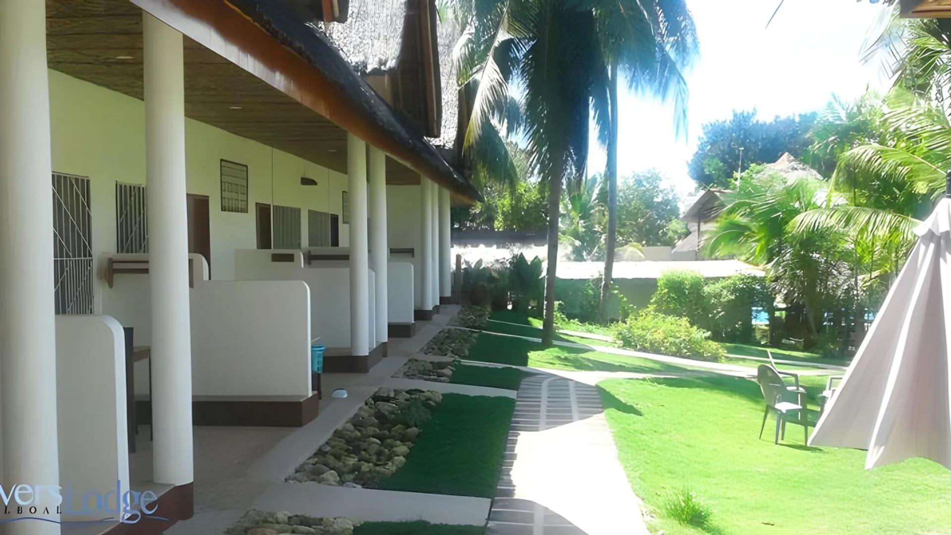 세부 다이버 로지 2성급 호텔 수영장