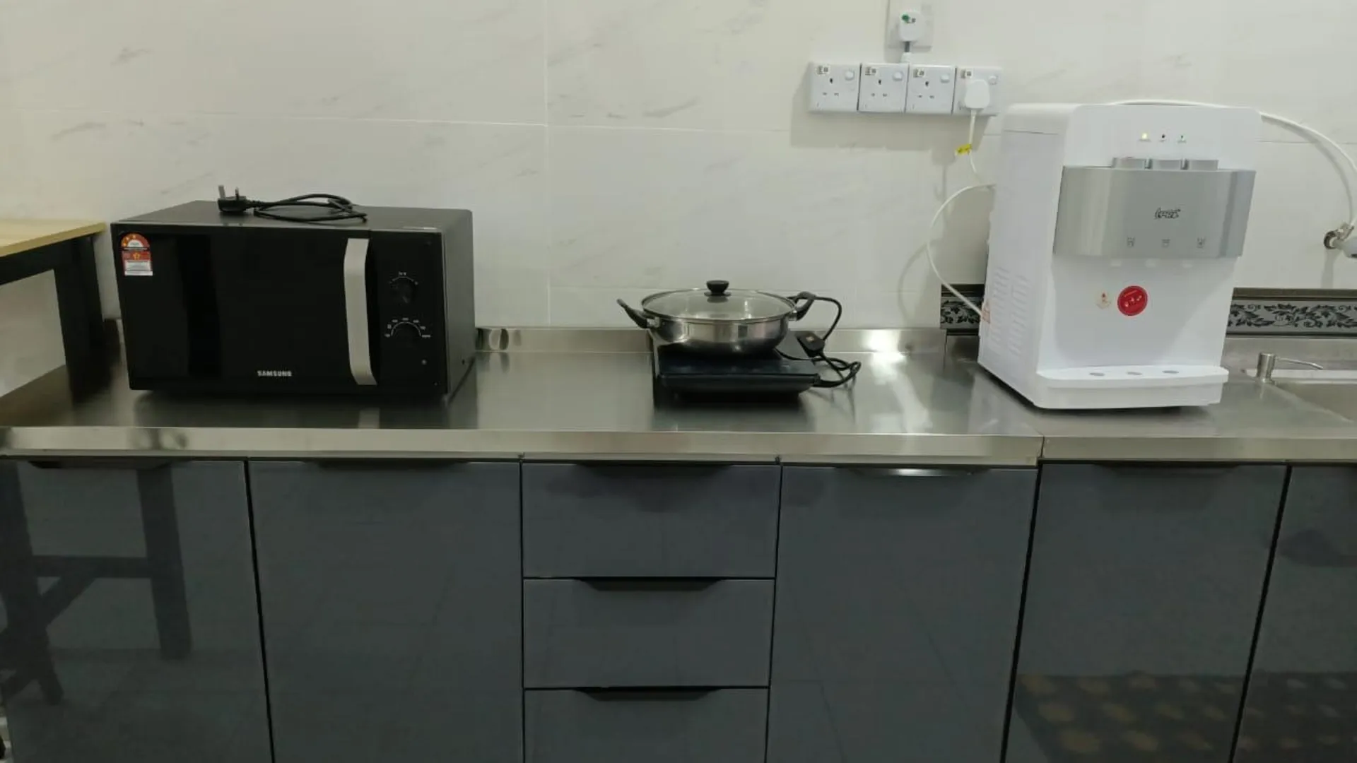 추카이 캄풍 부킷 쿠앙의 아파트먼트 (m², 침실 3개, 프라이빗 욕실 2개) 3성급 싱글룸 스위트룸