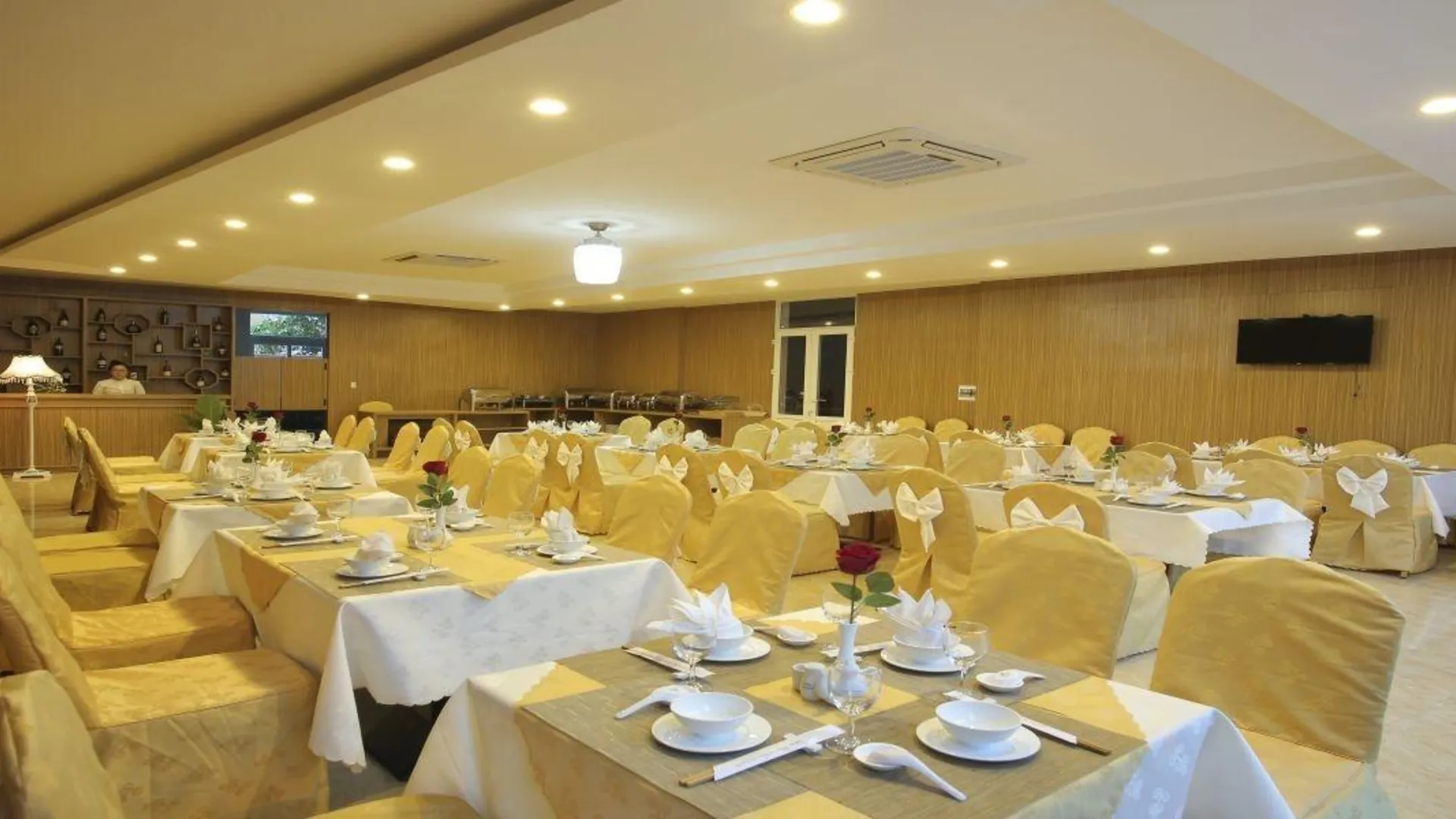 다낭 레드 팰리스 호텔 2성급 호텔 수영장