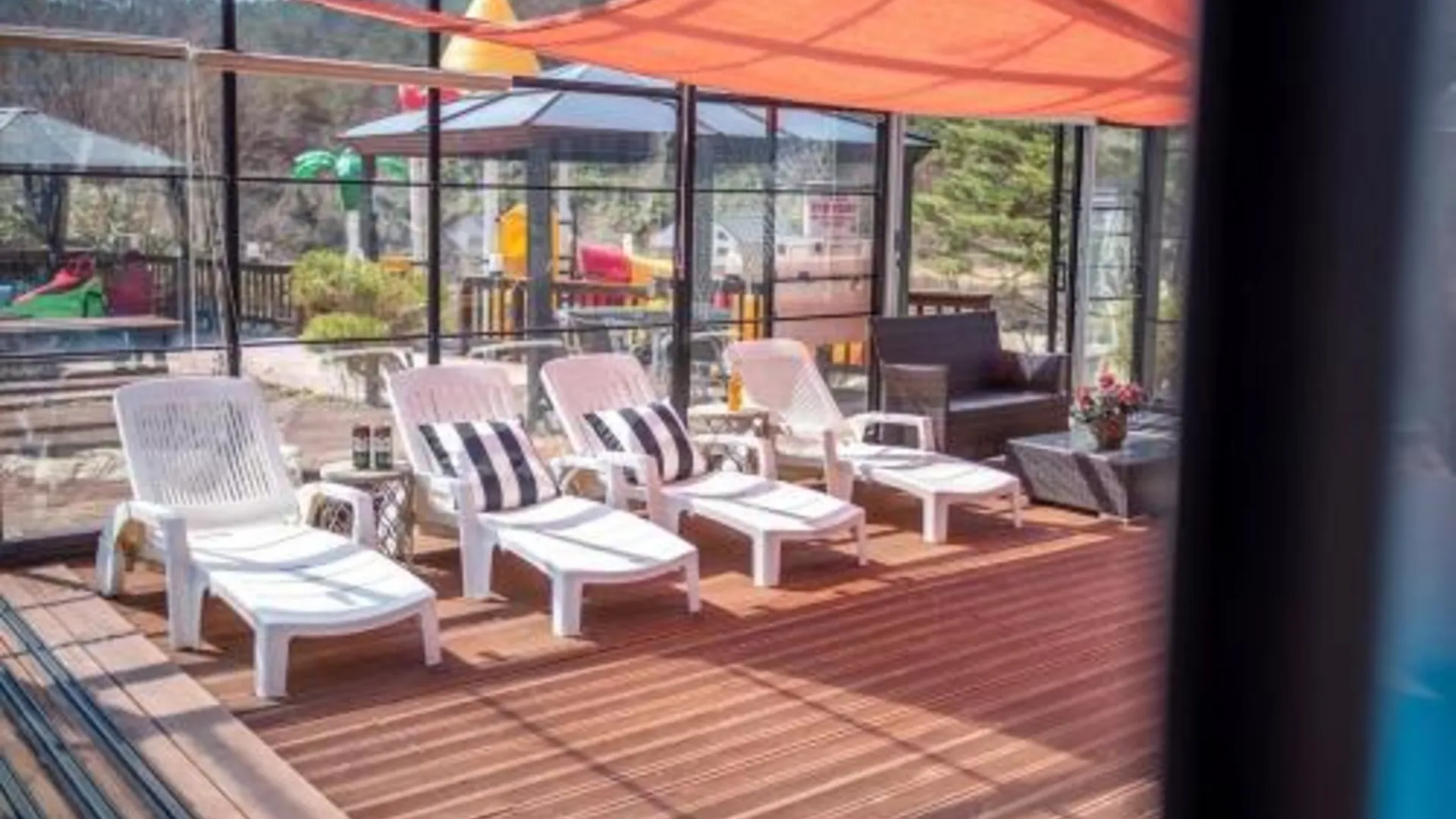 양양 양양 하조대 에코하임 사계절 온수풀 앤 스파펜션 3성급 게스트하우스 전망