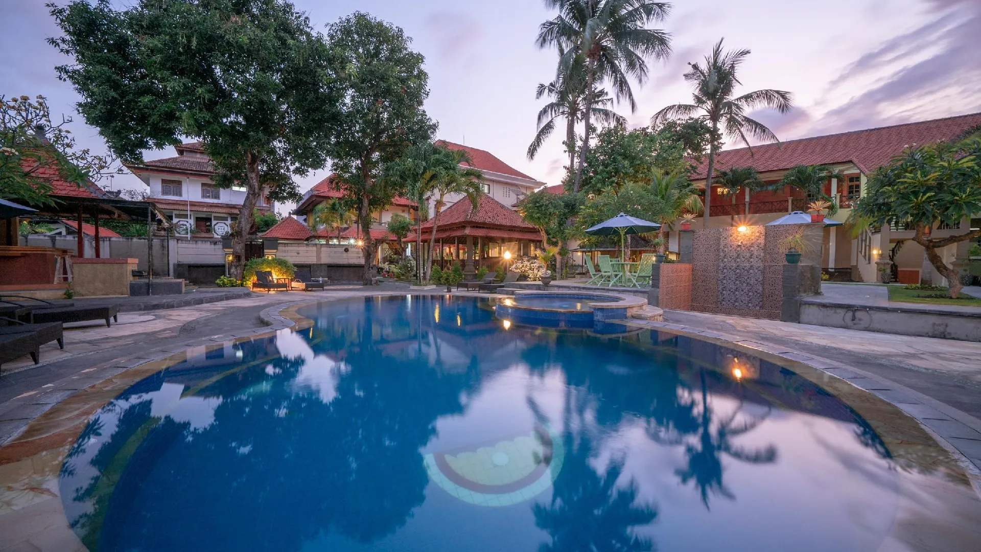 발리 벤데사 어코모데이션 3성급 호텔 객실