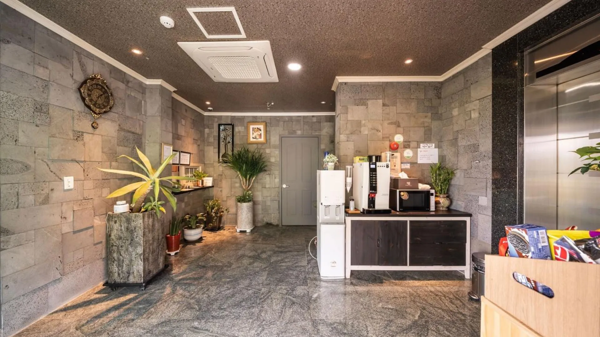 안성 레이크 호텔 호텔 외관