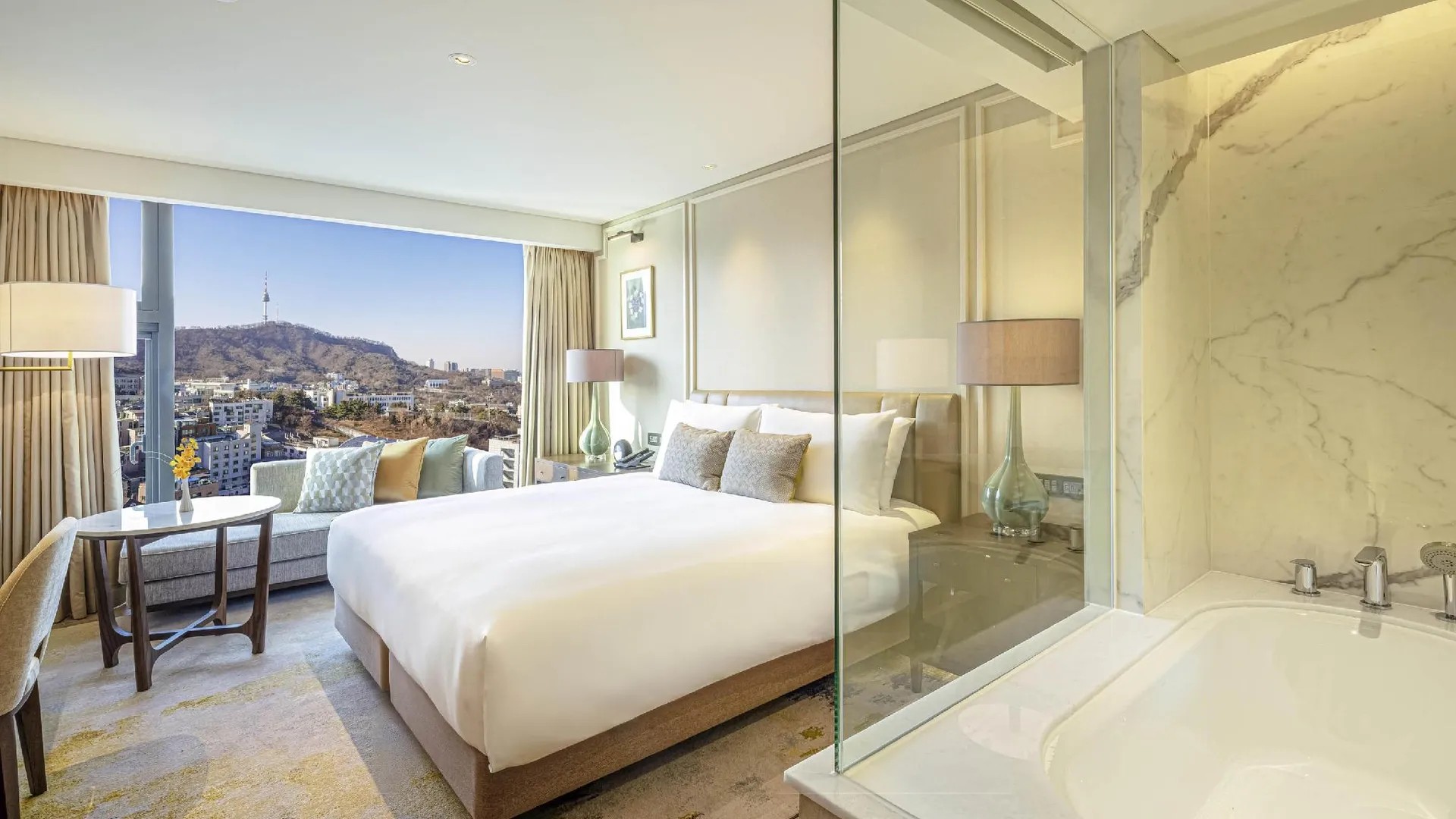 서울 앰배서더 서울 풀만 호텔 5성급 호텔 스위트룸