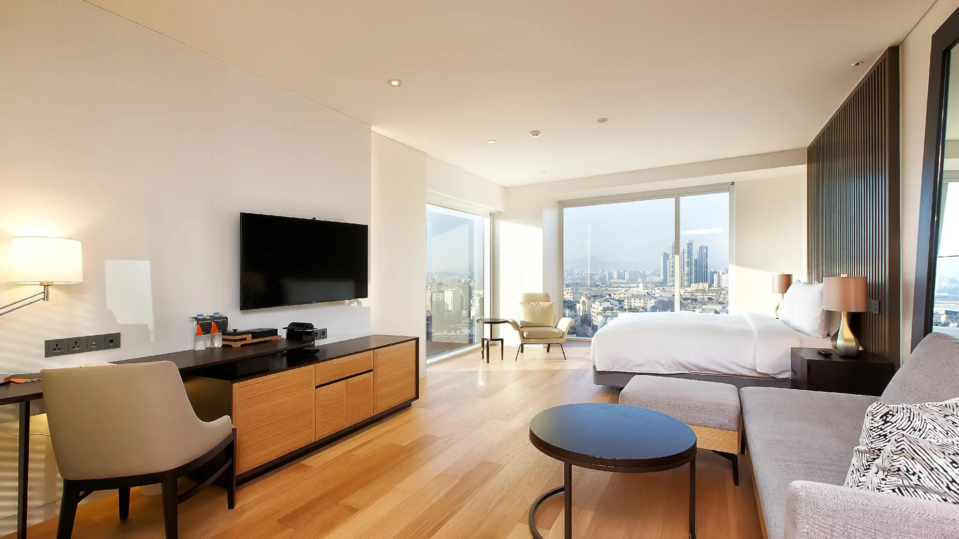 서울 호텔 엔트라 4성급 호텔 전망